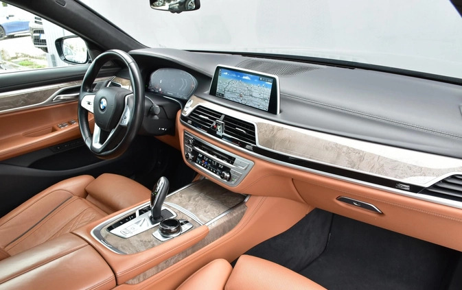 BMW Seria 7 cena 319900 przebieg: 96200, rok produkcji 2020 z Imielin małe 121
